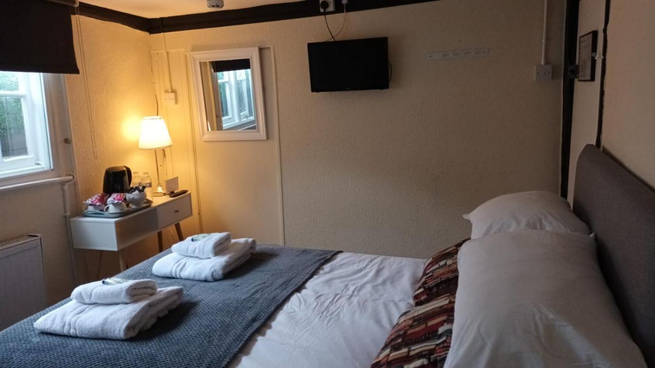 贝克斯利 The Kings Head酒店 外观 照片