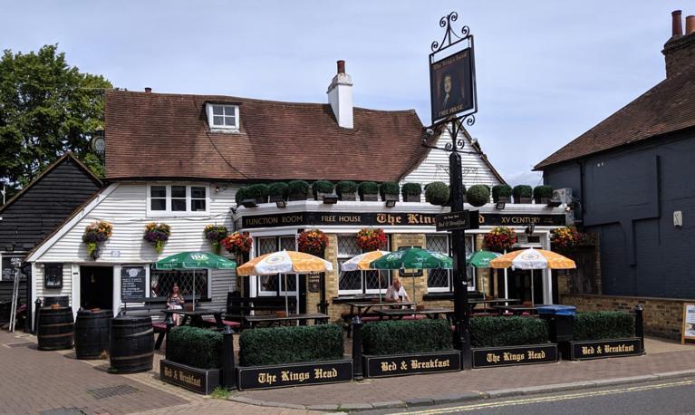贝克斯利 The Kings Head酒店 外观 照片
